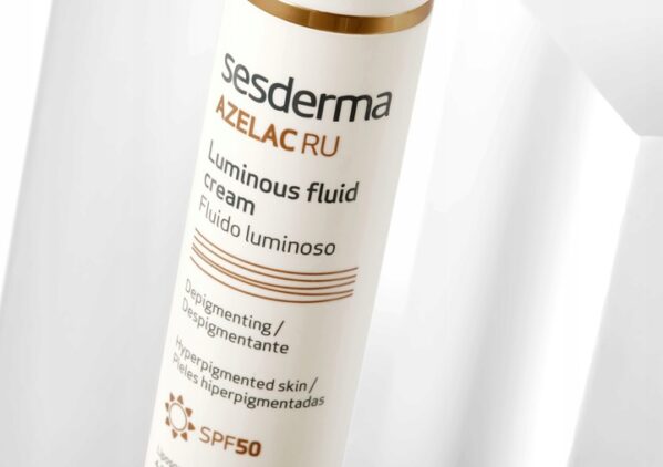 Sesderma Azelac Ru SPF50 + Emulsja Rozświetlająca 50ml - obrazek 3